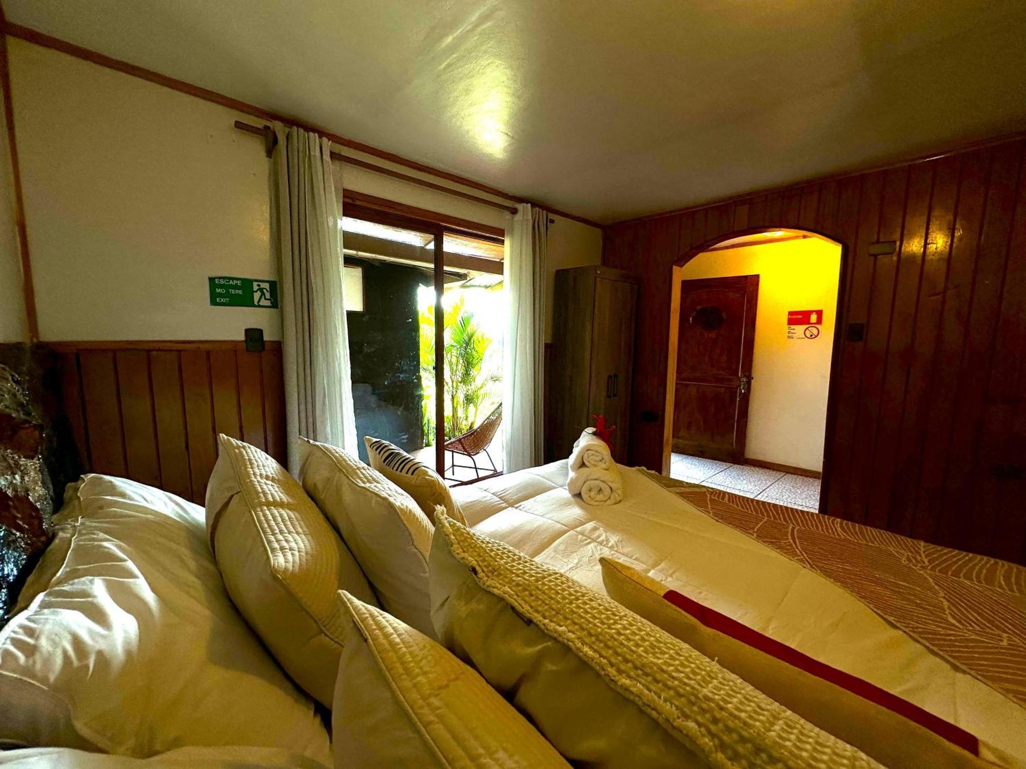 Paraiso Sunset Bungalows Hanga Roa Exterior foto